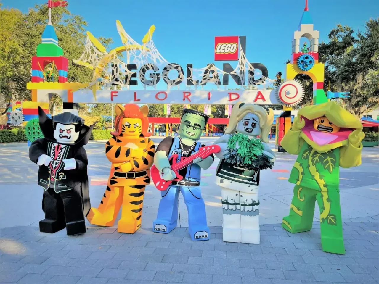 LEGOLAND Florida Crowd Calendar 2026: The Only Guide You Need 3 LEGOLAND Florida Brick-or-Treat 2023 Monster Party Halloween