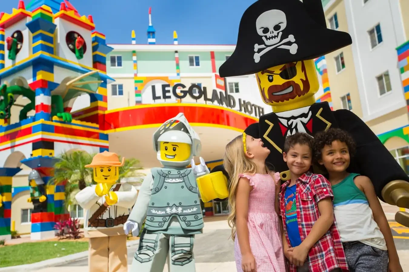 LEGOLAND Florida Fall Planning Guide 2026 3 Family at the LEGOLAND Florida Hotel entrance